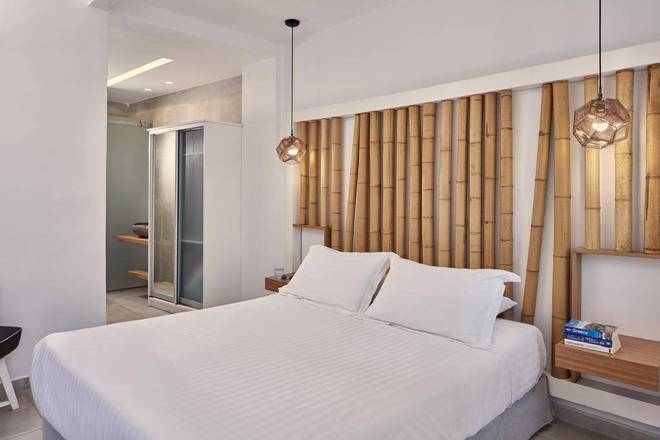 Rena's Suites, Santorini