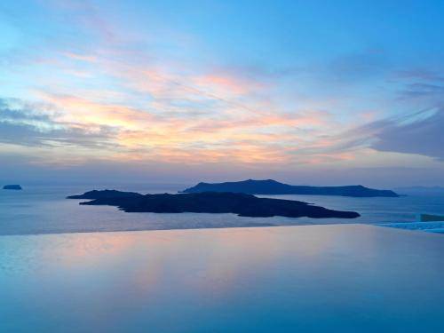 Lilium Santorini Villa, Santorini