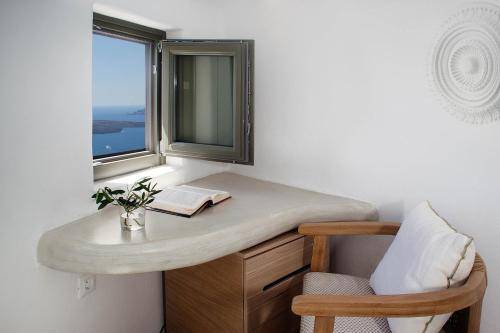 Antithesis Hotel, Santorini