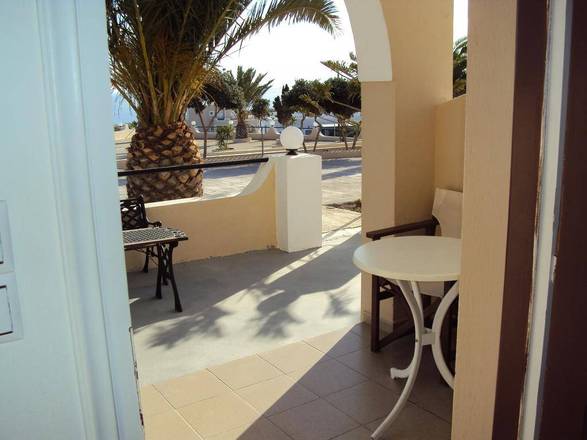 Romantic Spa Resort, Santorini