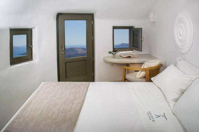 Antithesis Hotel, Santorini