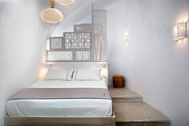 Antithesis Hotel, Santorini
