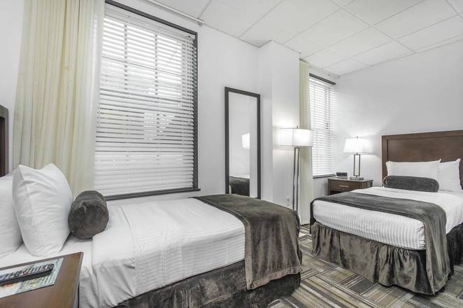 Hotel 140, Boston