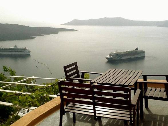 Antithesis Hotel, Santorini
