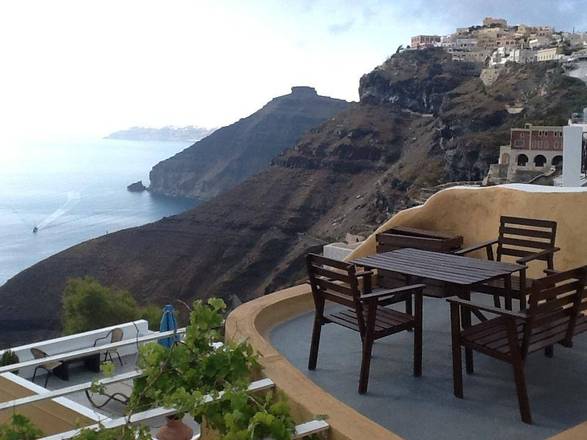 Antithesis Hotel, Santorini