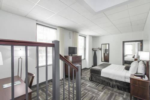 Hotel 140, Boston