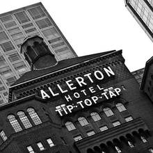 Warwick Allerton Hotel Chicago, Chicago