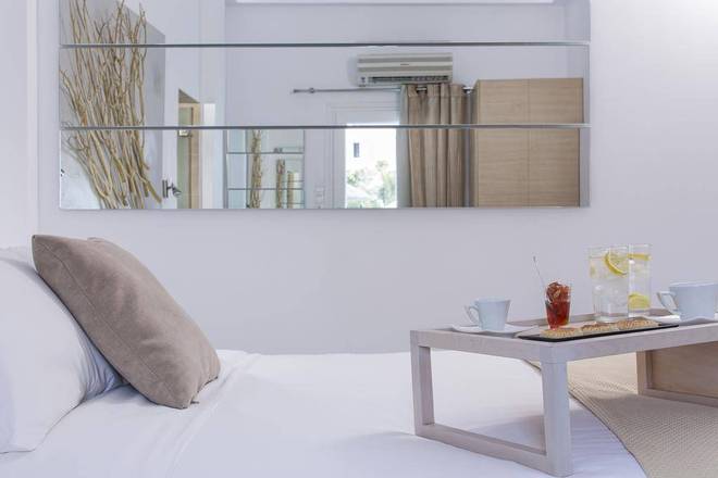Rena's Suites, Santorini