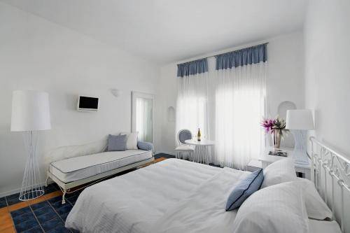 Lilium Santorini Villa, Santorini