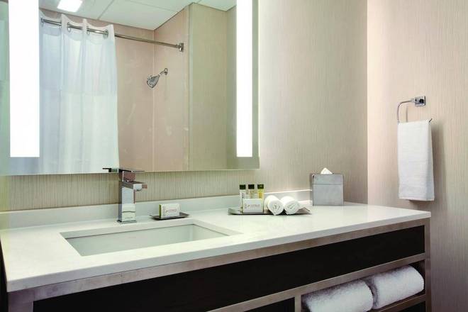 DoubleTree by Hilton Hotel Boston - Downtown, Boston