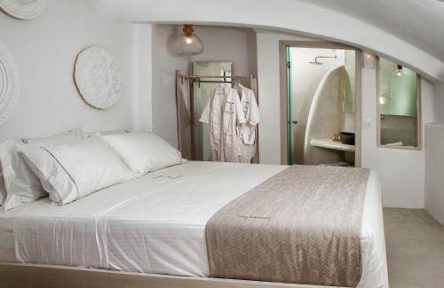 Antithesis Hotel, Santorini