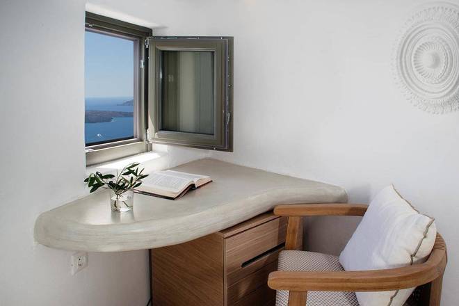 Antithesis Hotel, Santorini