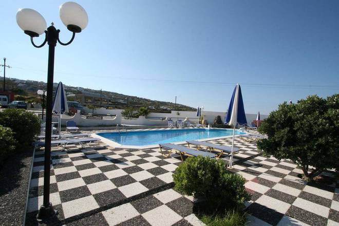 Romantic Spa Resort, Santorini